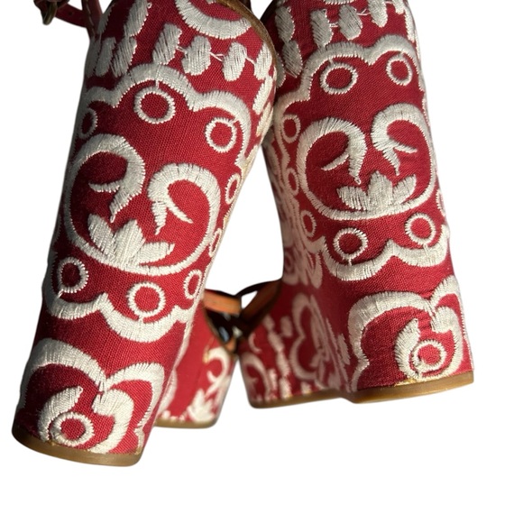 Miu Miu Floral Red Embroidered Ankle Strap Platform Wedge Az 39 - Picture 12 of 16